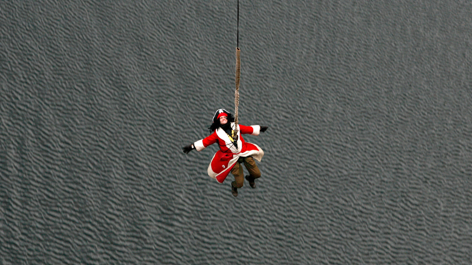 Прыгающий дед мороз