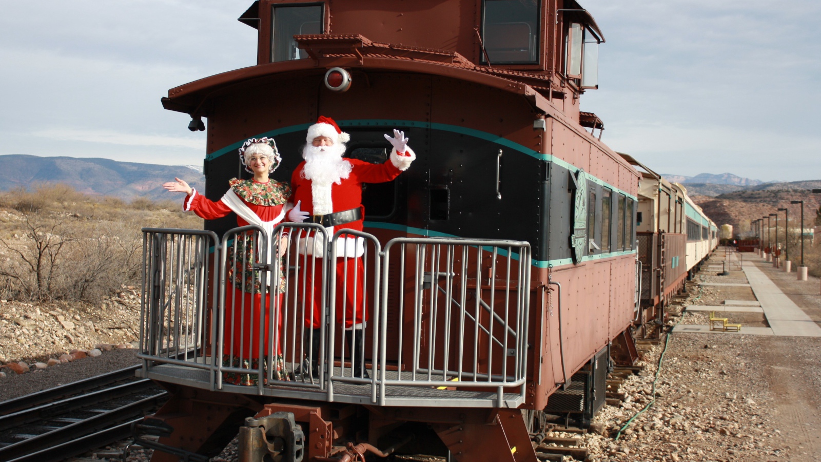 Поезд к деду морозу