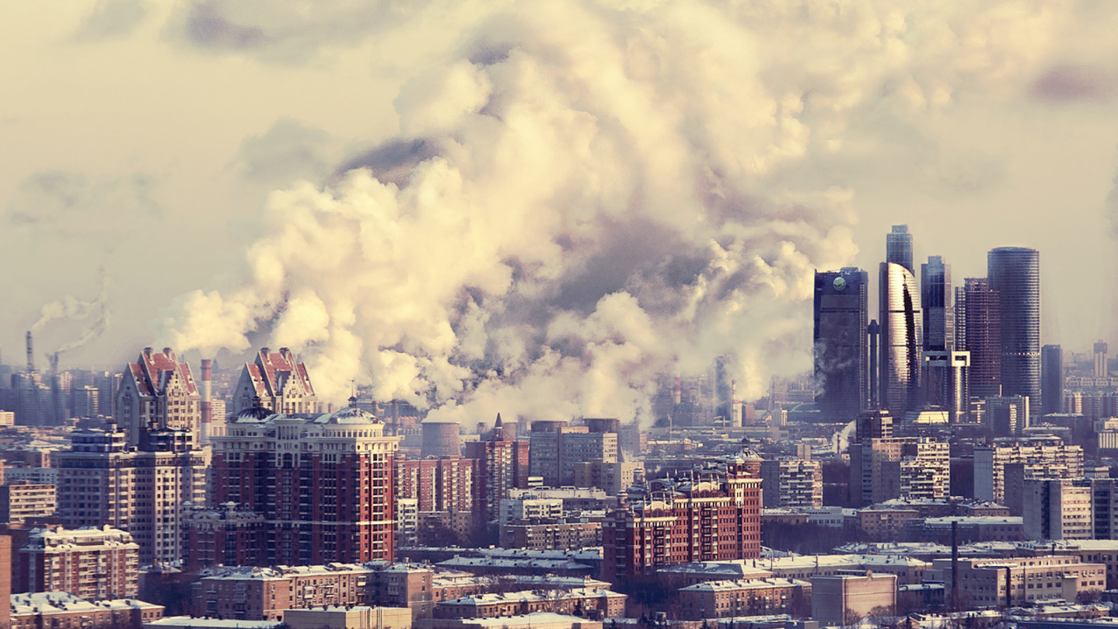 Москве под белым дымом