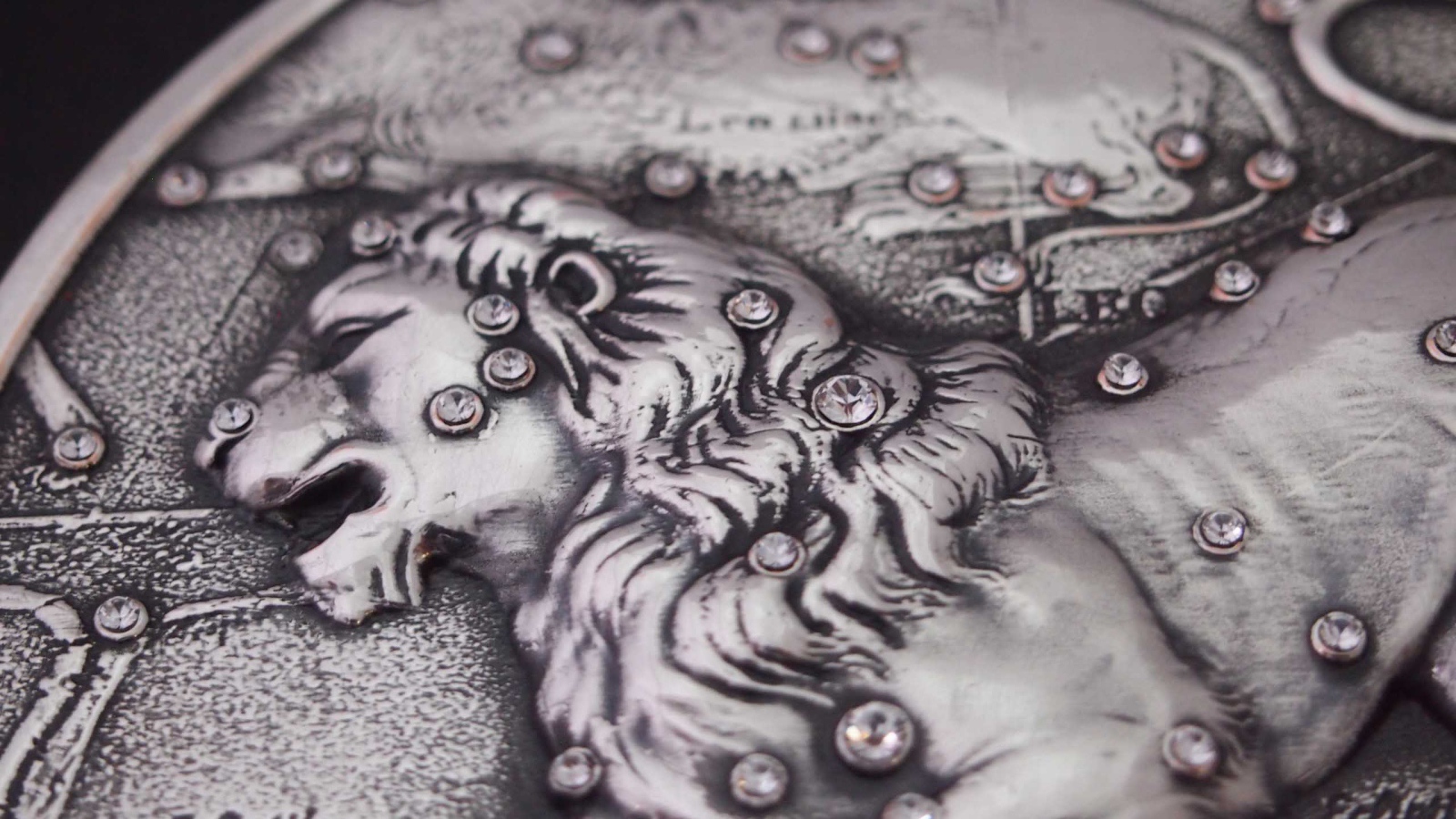 Лев на монете