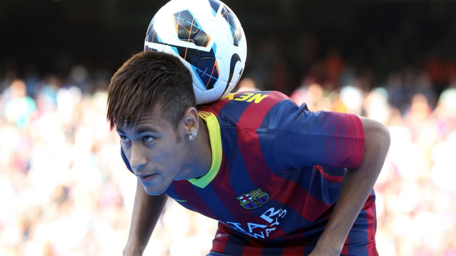 Лучший игрок Барселоны Неймар