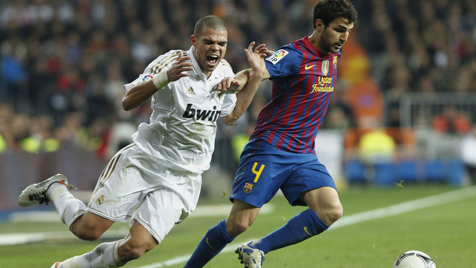 Защитник Реал Мадрида Пепе травма