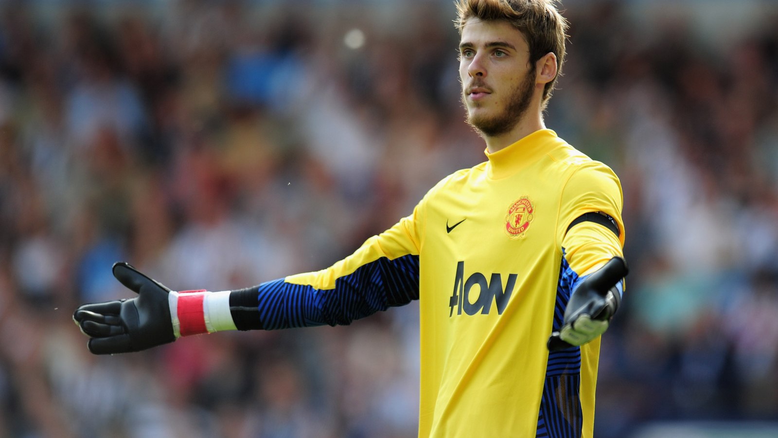 Футболист Манчестер Юнайтед Дэвид Де Хеа получил желтую карточку