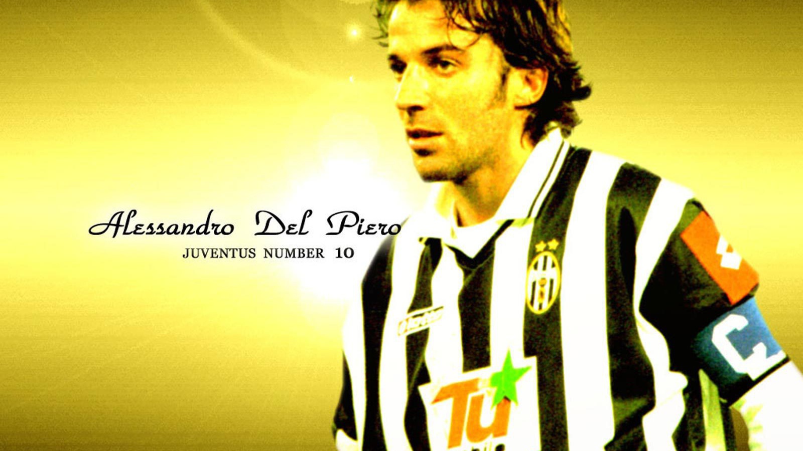 Футболист Сиднея Алессандро Дель Пьеро на желтом фоне