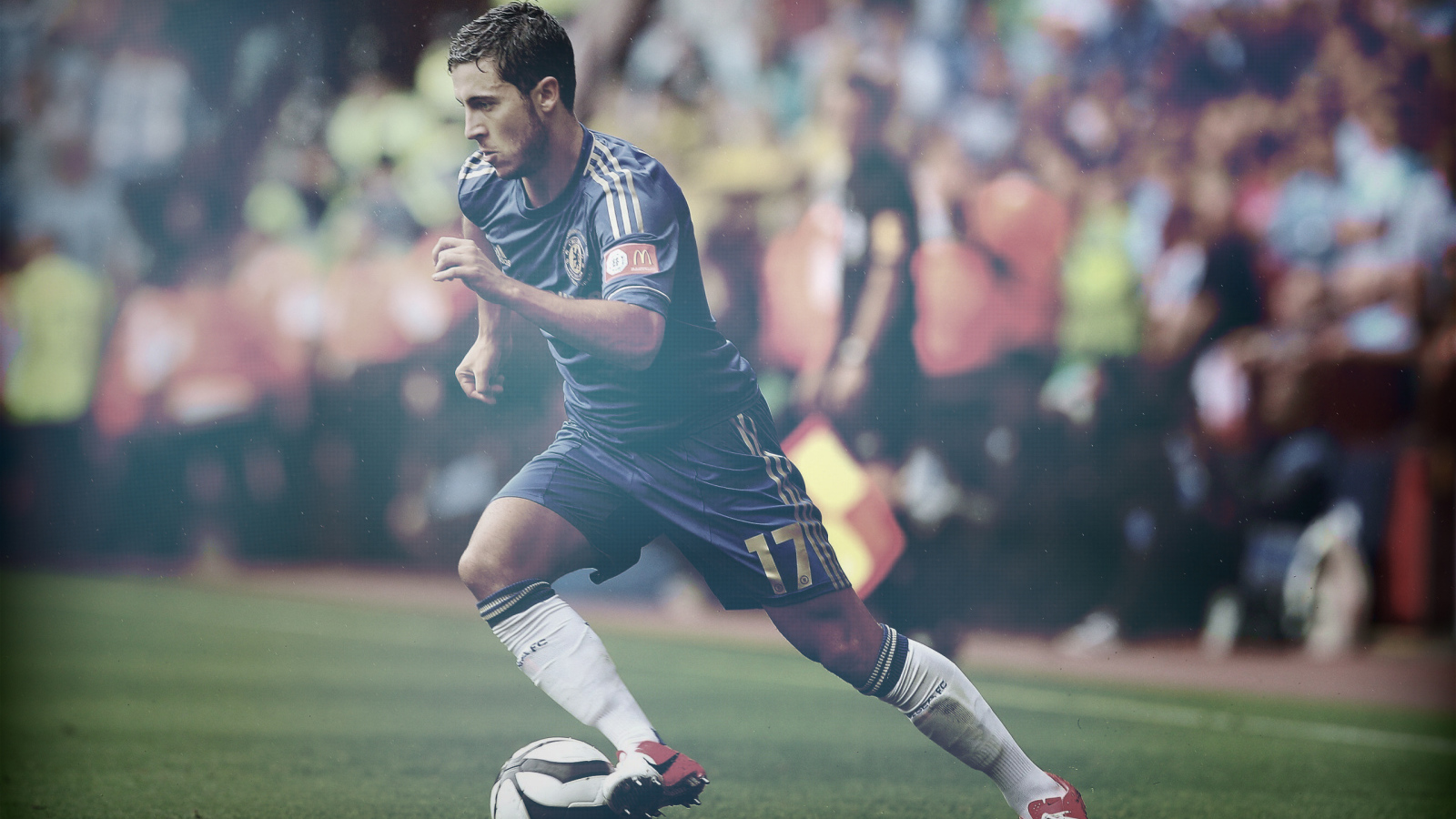 Незаменимый полузащитник Челси Эден Азар