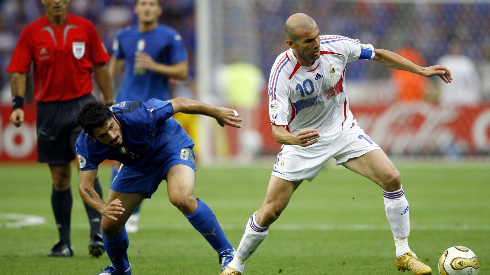 Легенда футбола Зинедин Зидан