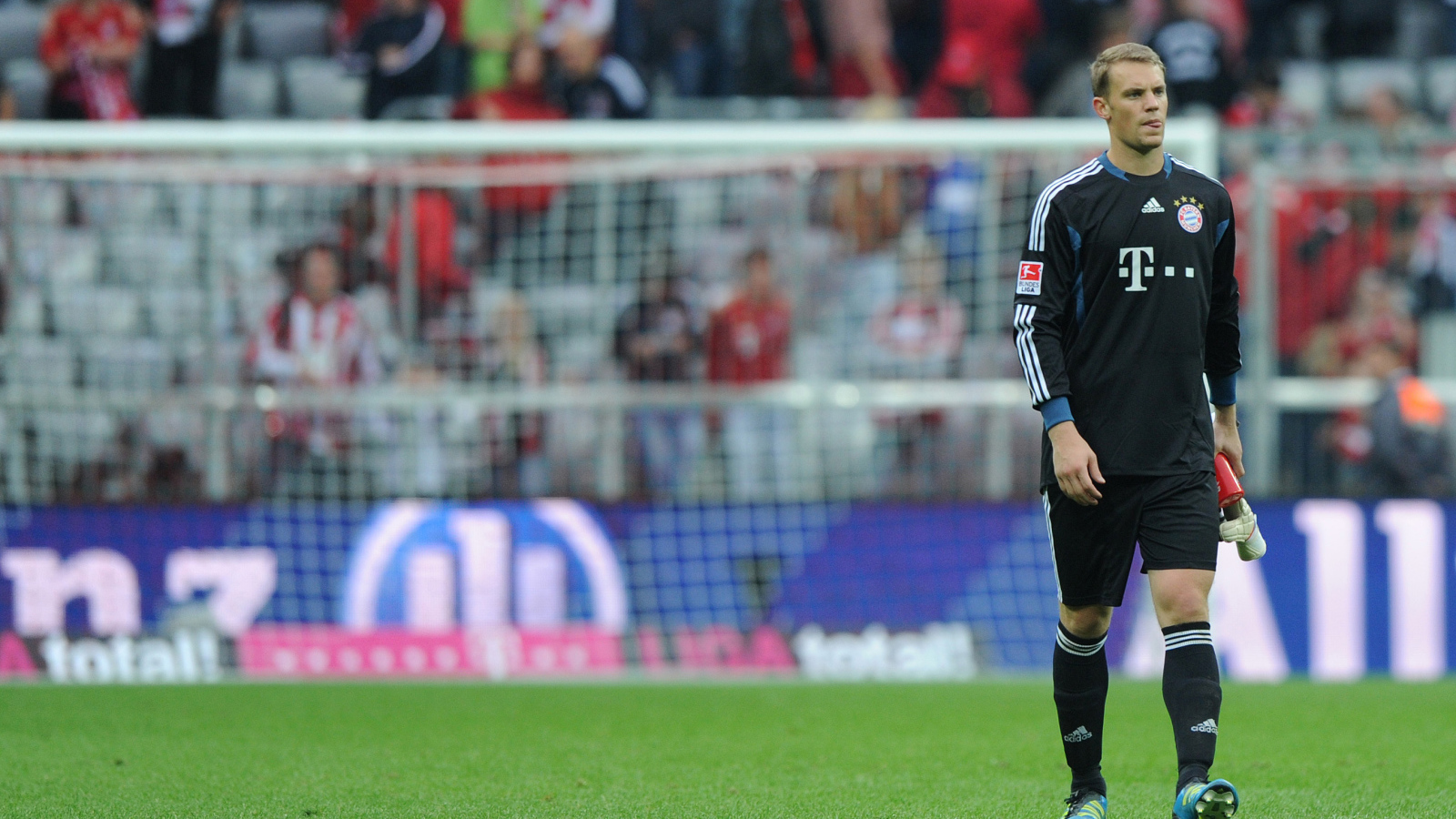 Игрок номер 1 из Баварии Мануэль Нойер