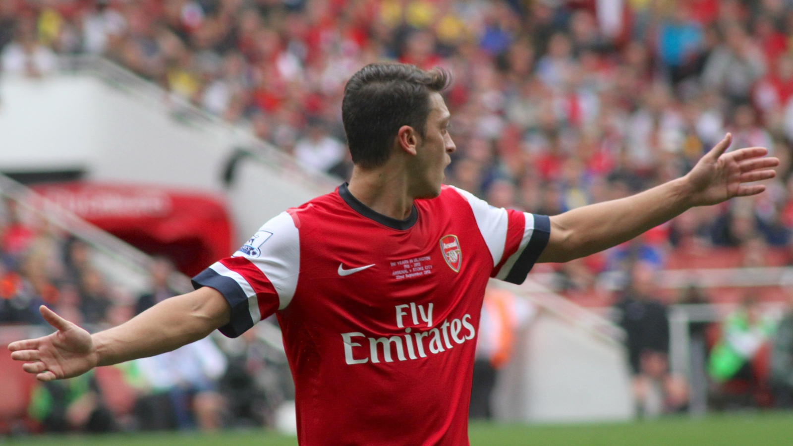 Игрок Арсенала Месут Озил