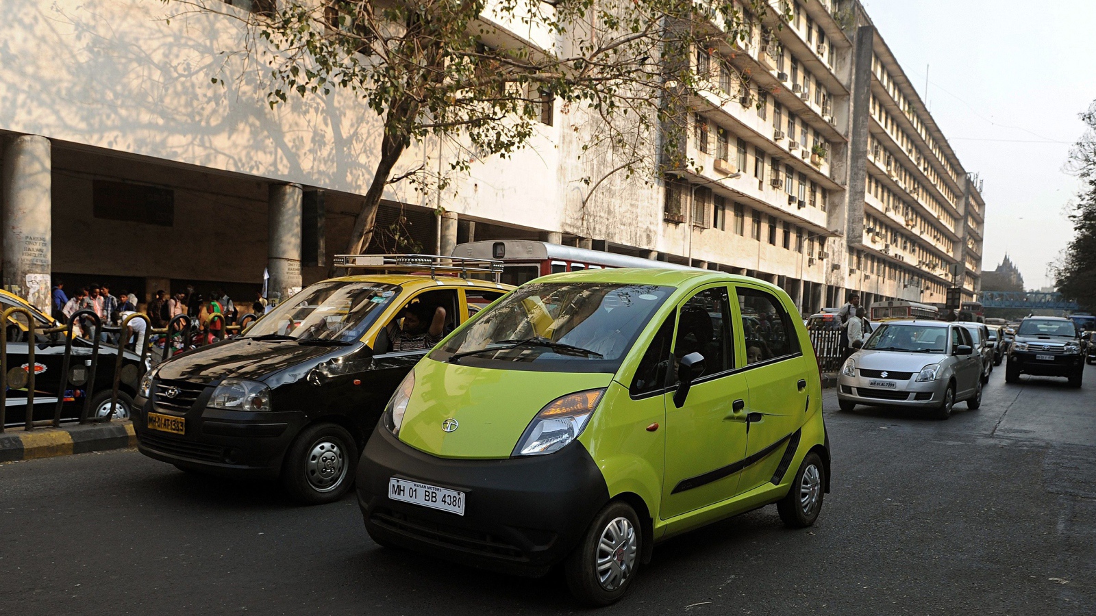 Новый автомобиль Tata Nano 2014