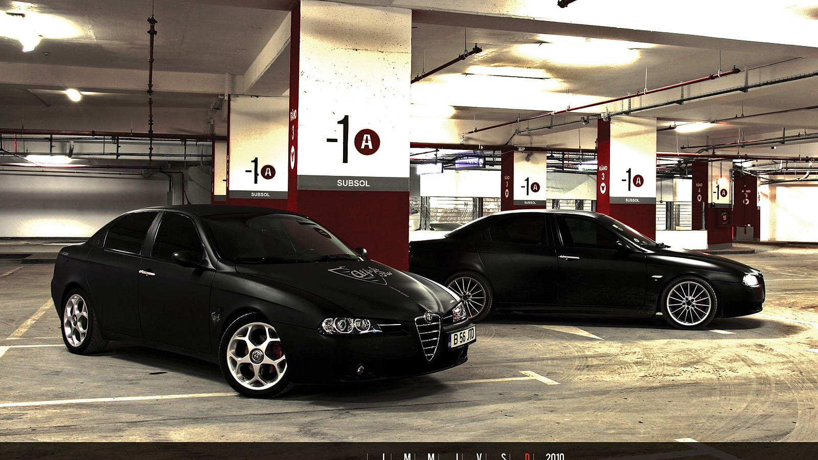 Красивый автомобиль Alfa Romeo 156