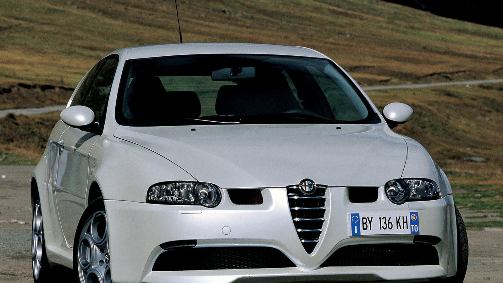 Дизайн автомобиля Alfa Romeo 147