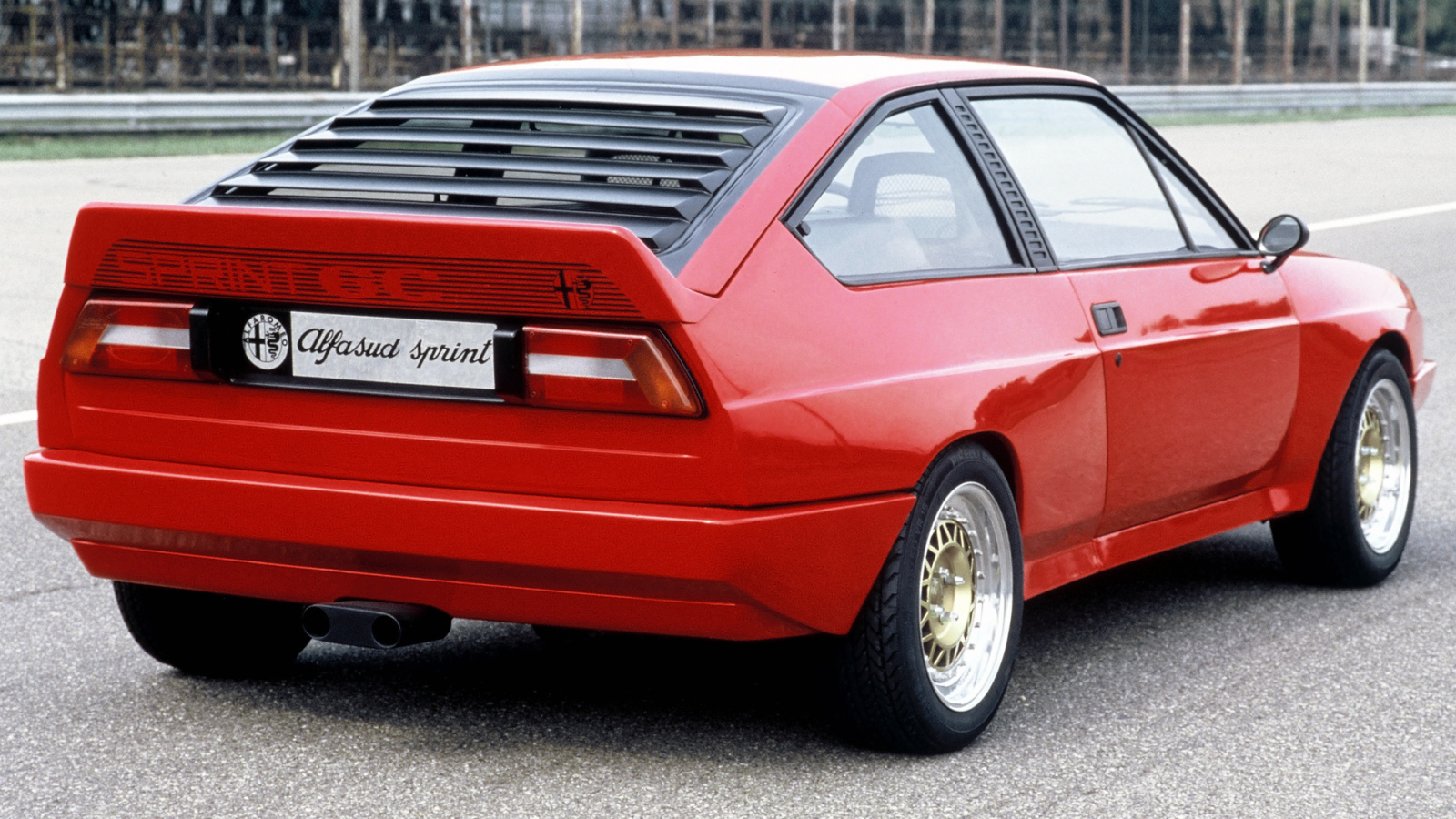 Новая машина Alfa Romeo alfasud