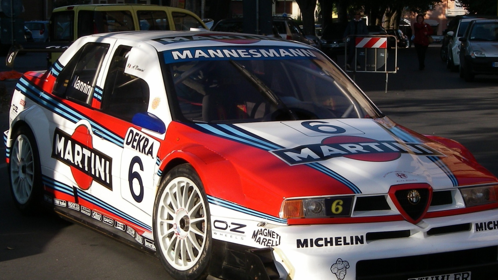 Надежный автомобиль Alfa Romeo 155