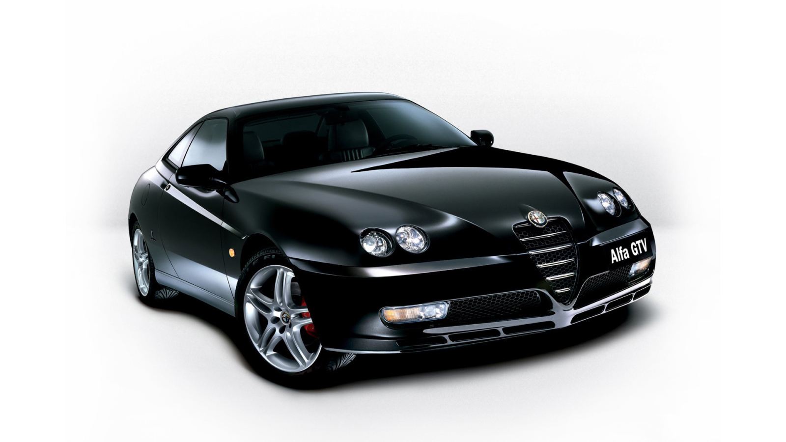 Тест драйв автомобиля Alfa Romeo gtv