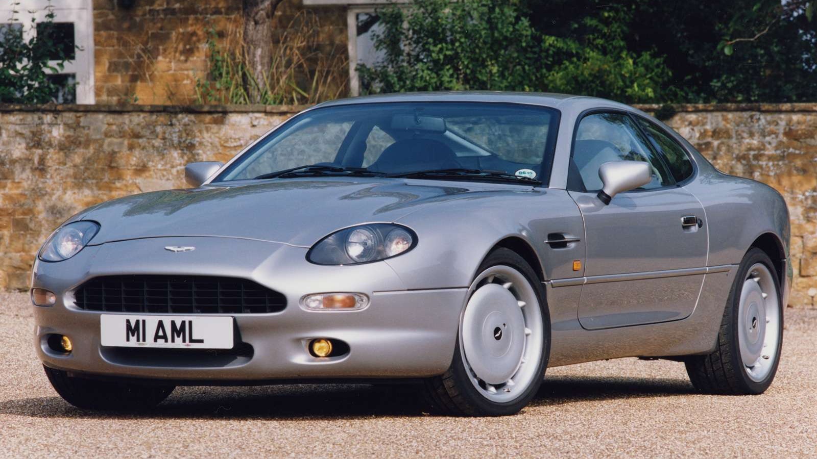 Новый автомобиль Aston Martin db7