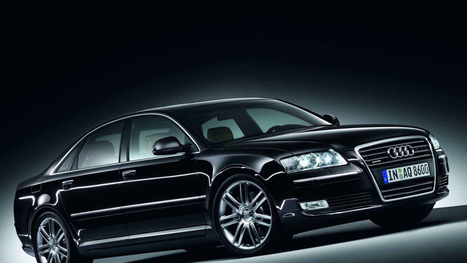 Новый автомобиль Audi a8