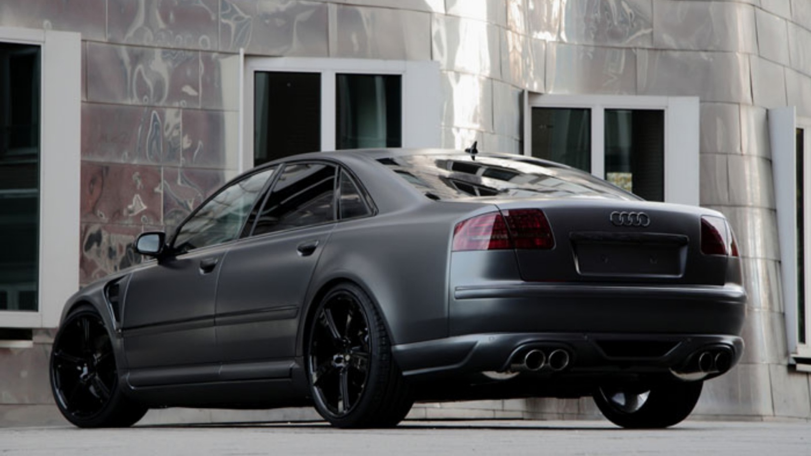 Надежный автомобиль Audi s8