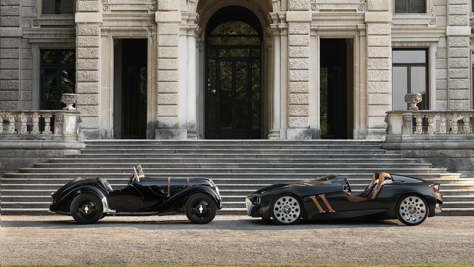 Поколения BMW