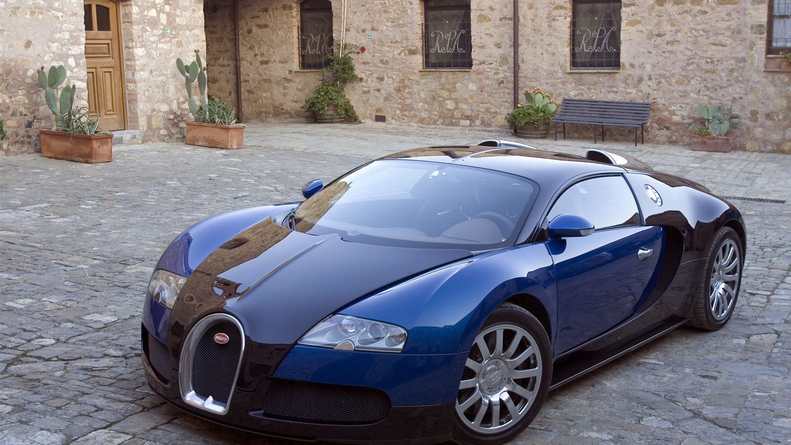 Bugatti Veyron supersport 16.4 в городе