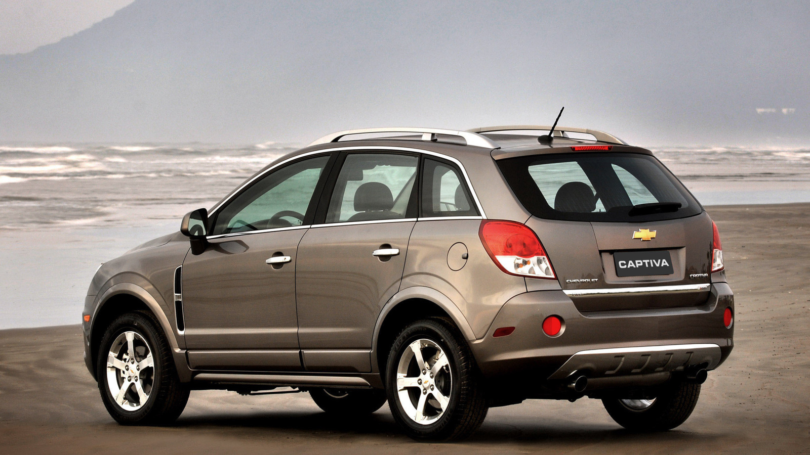 Тест драйв автомобиля Chevrolet Captiva 2014