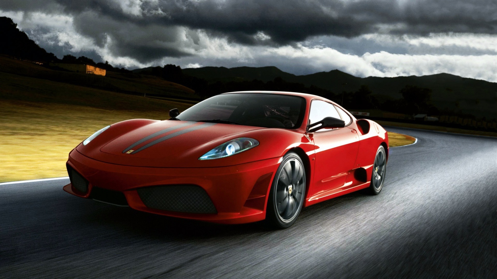 Автомобиль Ferrari 430 scuderia