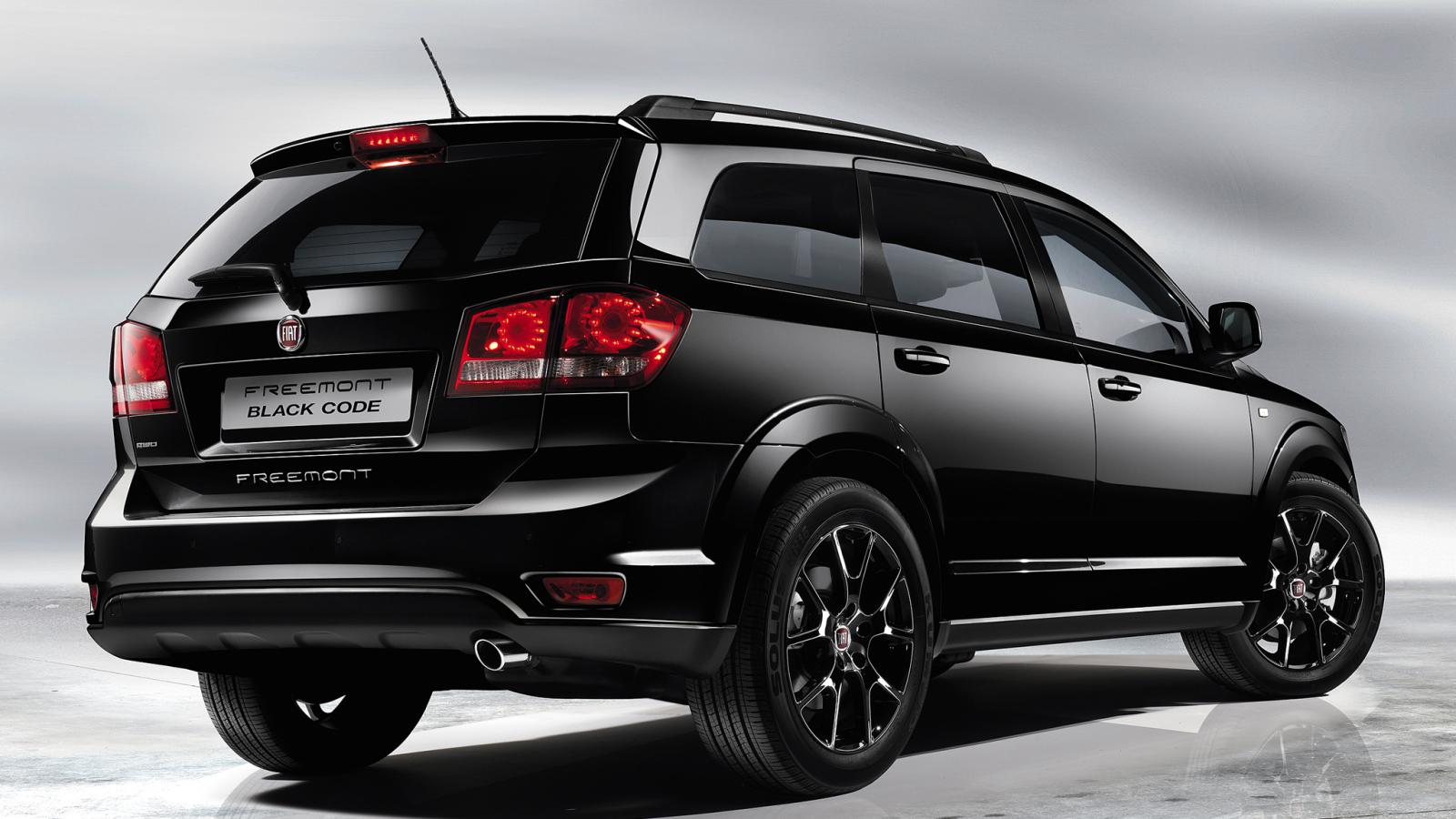 Надежный автомобиль Fiat Freemont