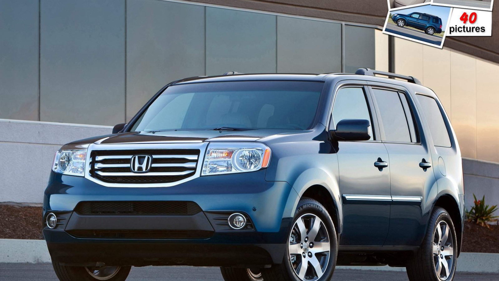 Красивый автомобиль Honda Pilot в Москве