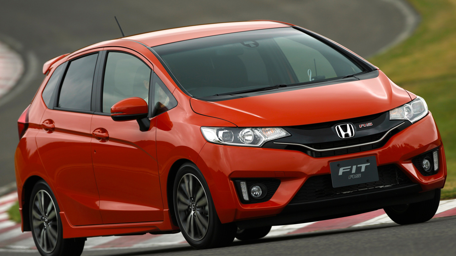 Фото автомобиля Honda Fit 2014