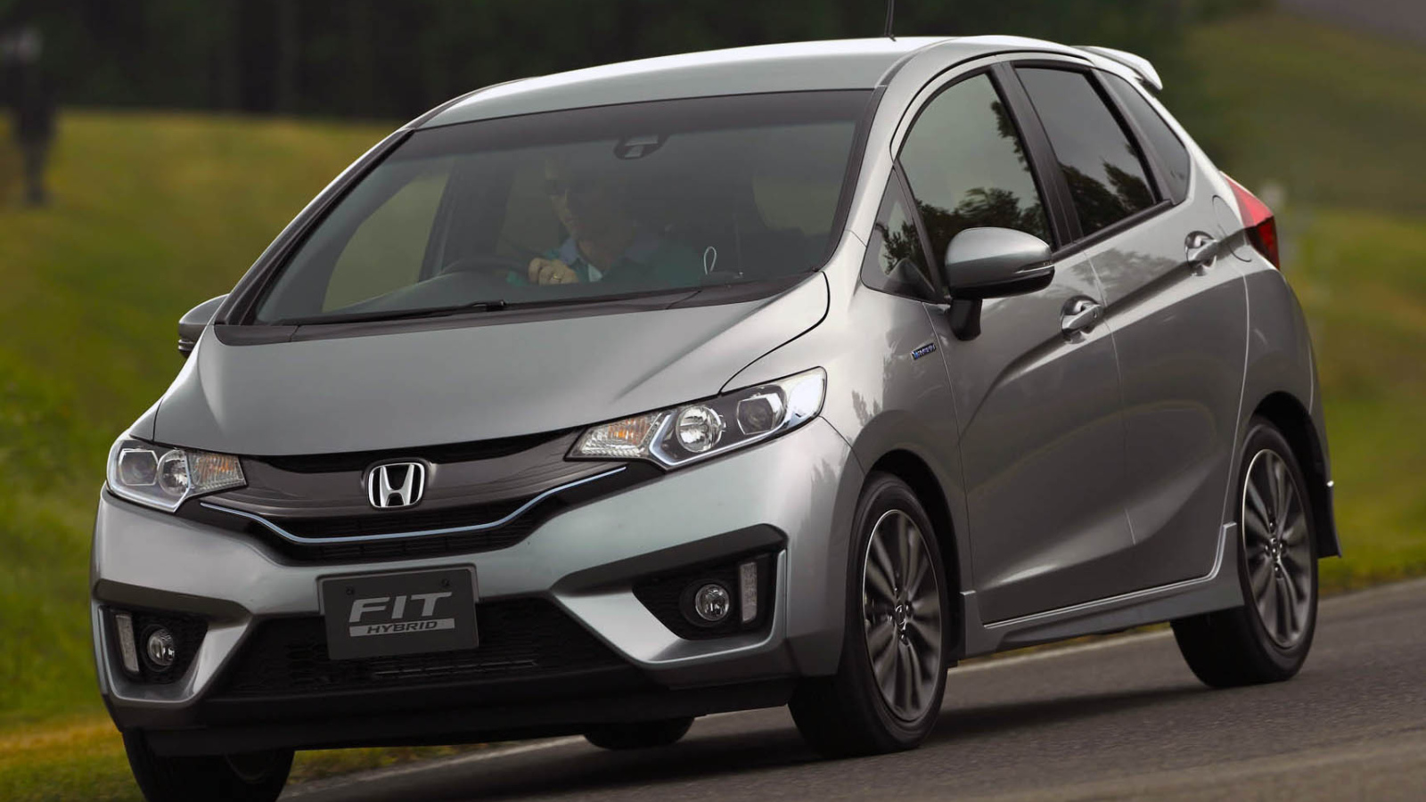 Тест драйв автомобиля Honda Fit 2014