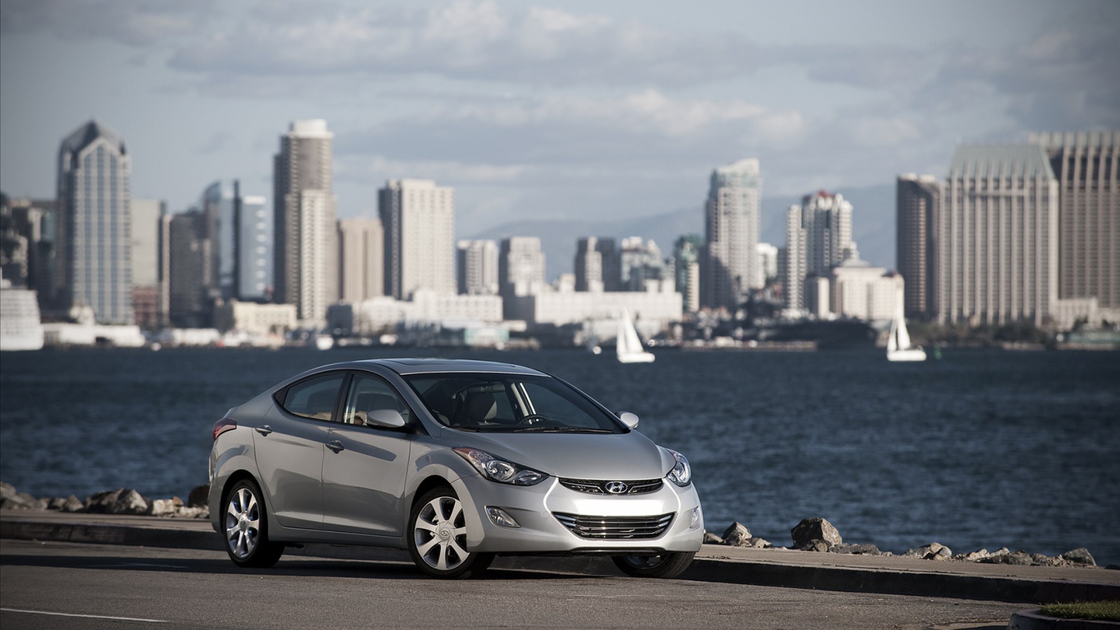 Надежный автомобиль Hyundai Elantra