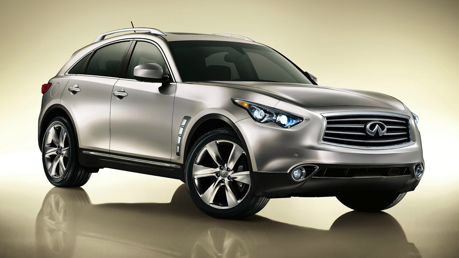 Серый Infiniti FX35