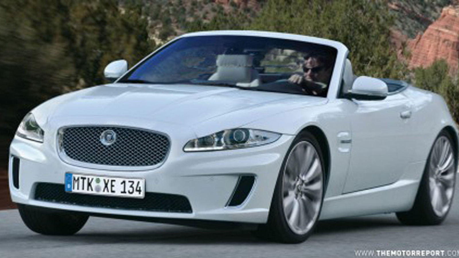 Кабриолет Jaguar XF