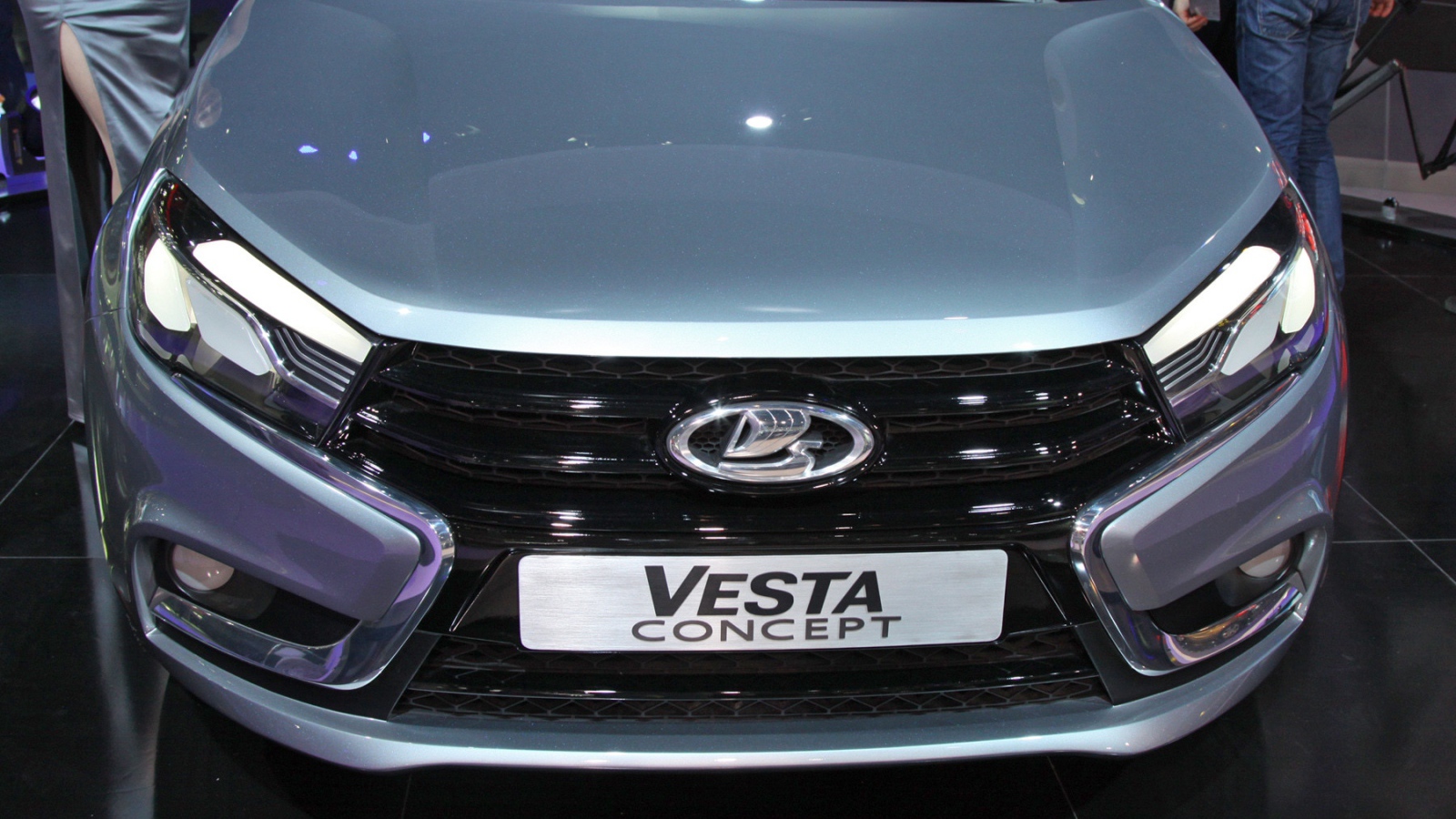 Перед новой Лады Веста