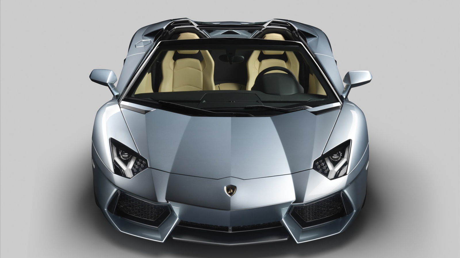 Автомобиль марки Lamborghini модели Avendator 2014