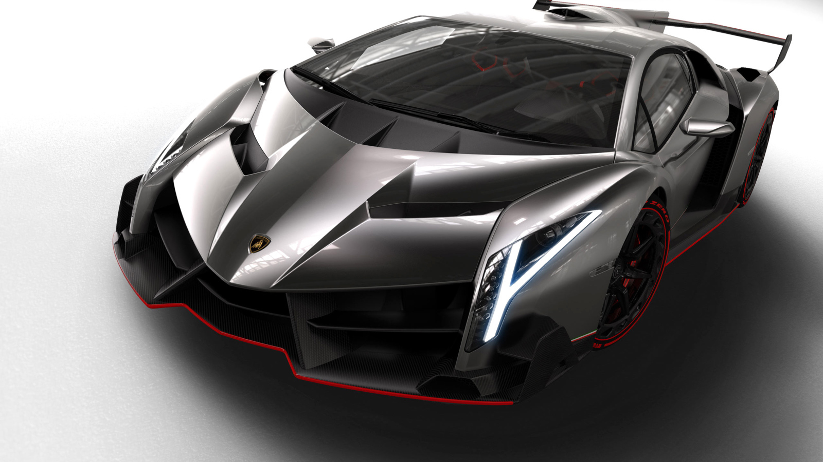 Новая машина Lamborghini Veneno