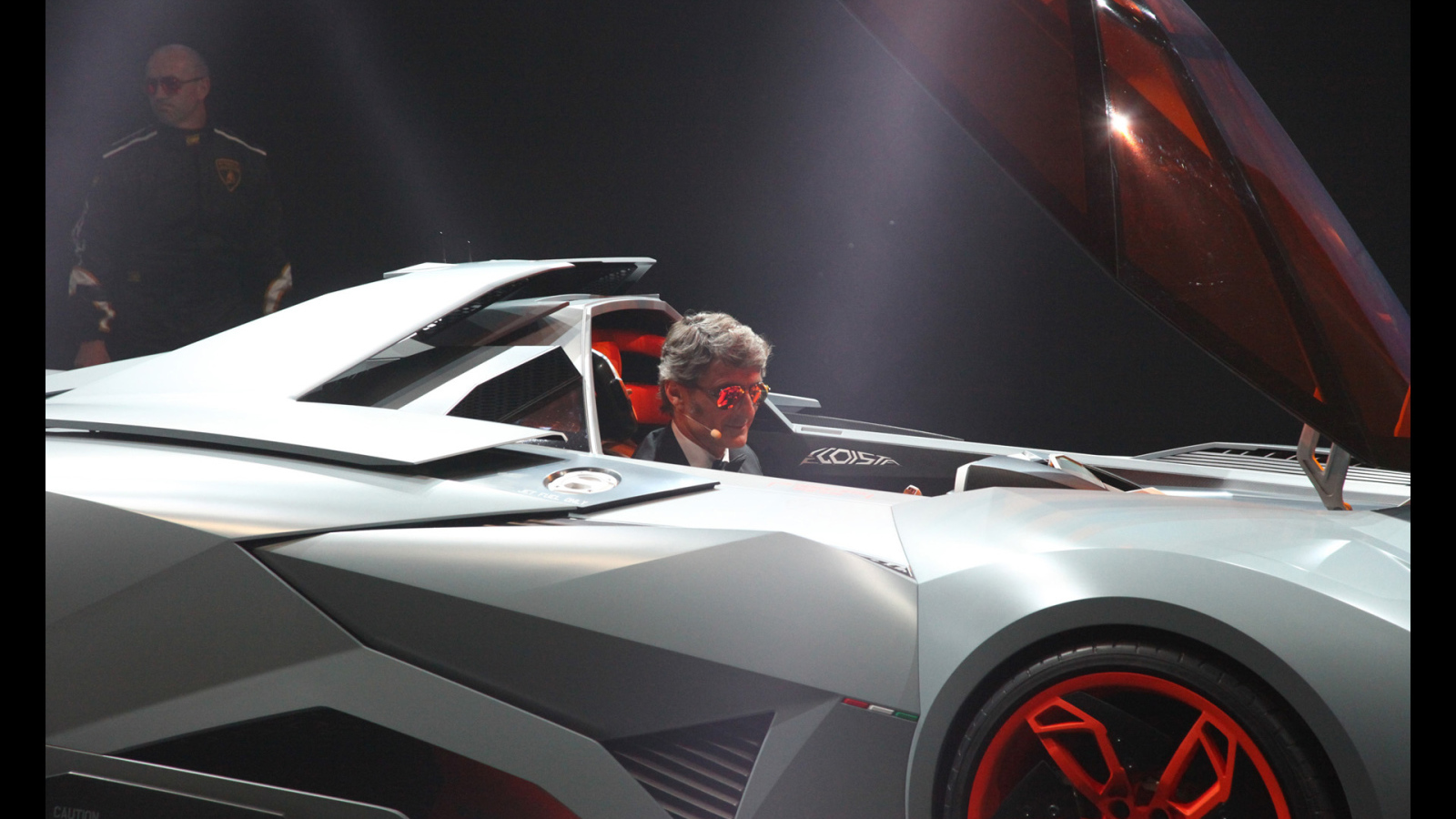 Надежный автомобиль Lamborghini Egoista