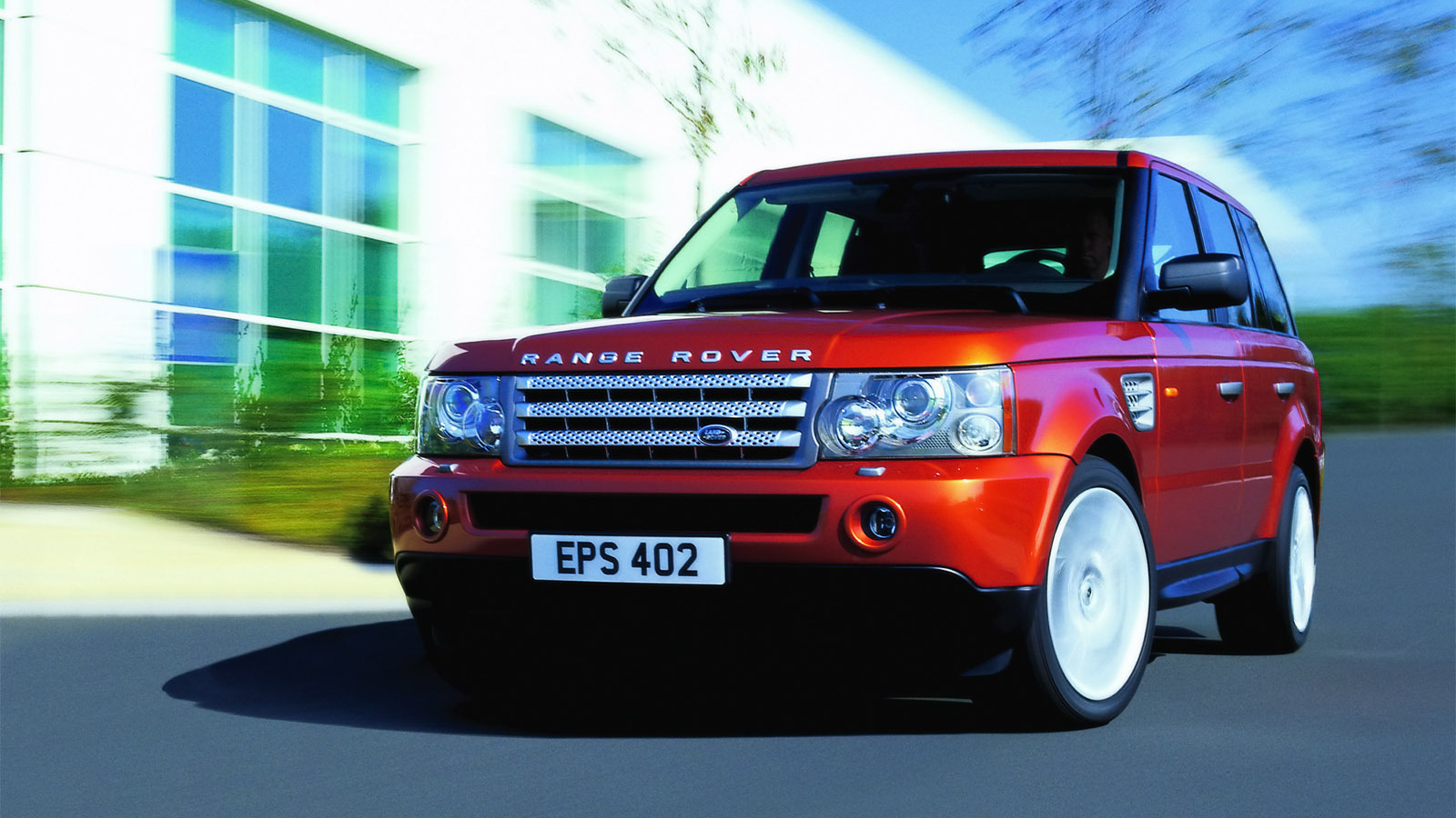   Надежная машина Land Rover A8