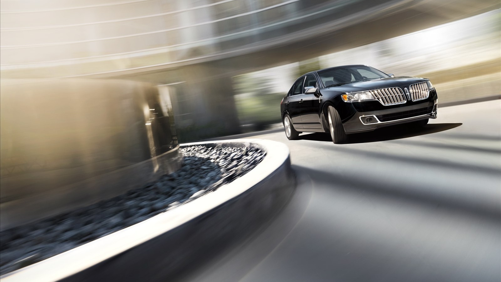 Автомобиль марки Lincoln модели MKZ