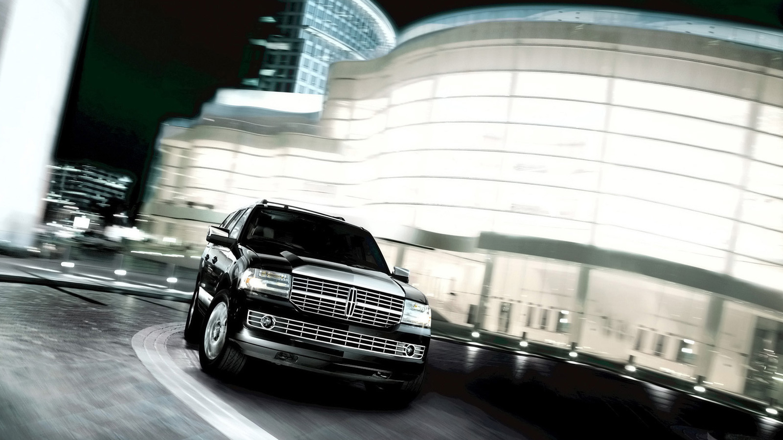 Новая машина Lincoln Navigator