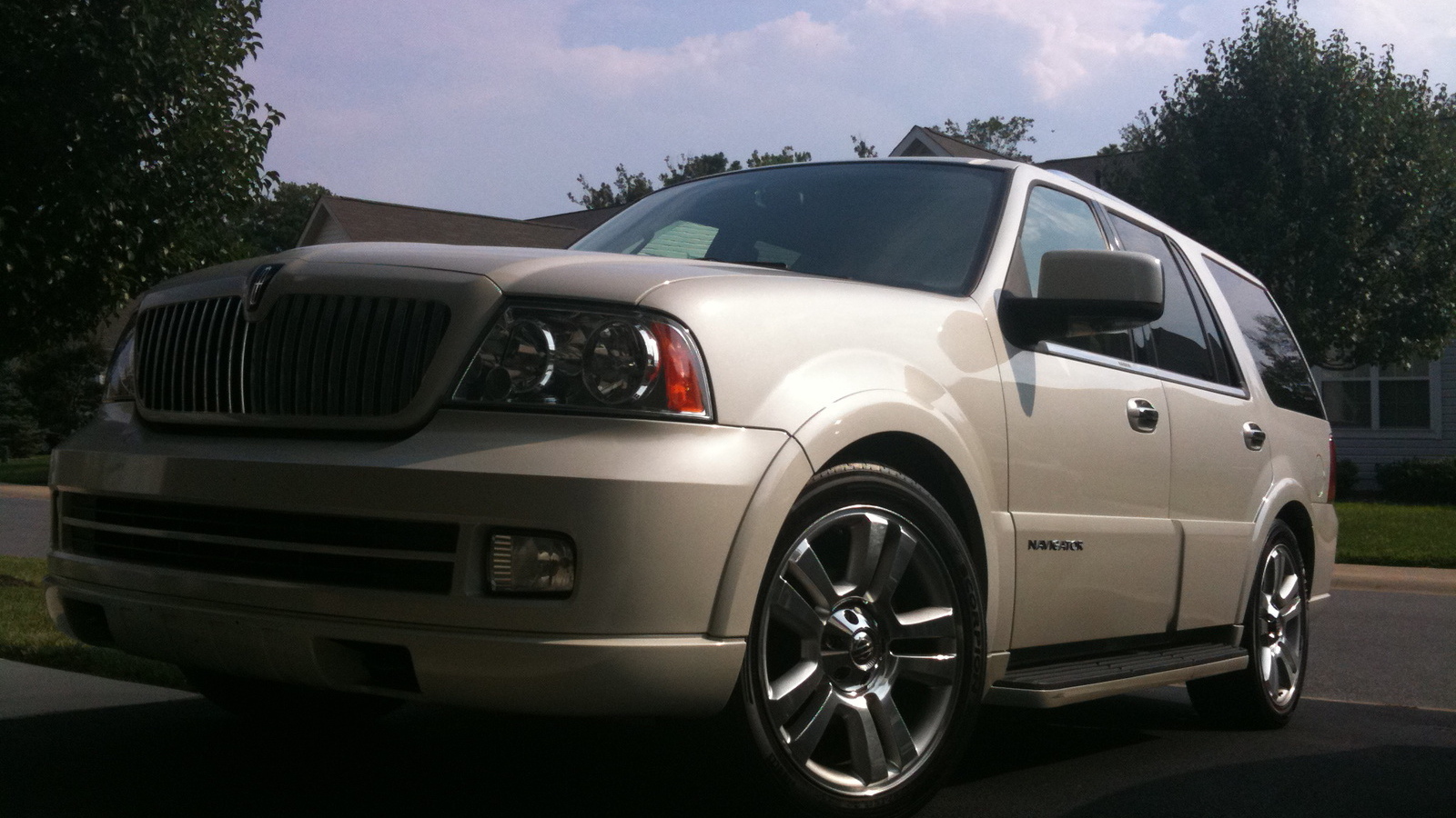 Тест драйв автомобиля Lincoln Navigator