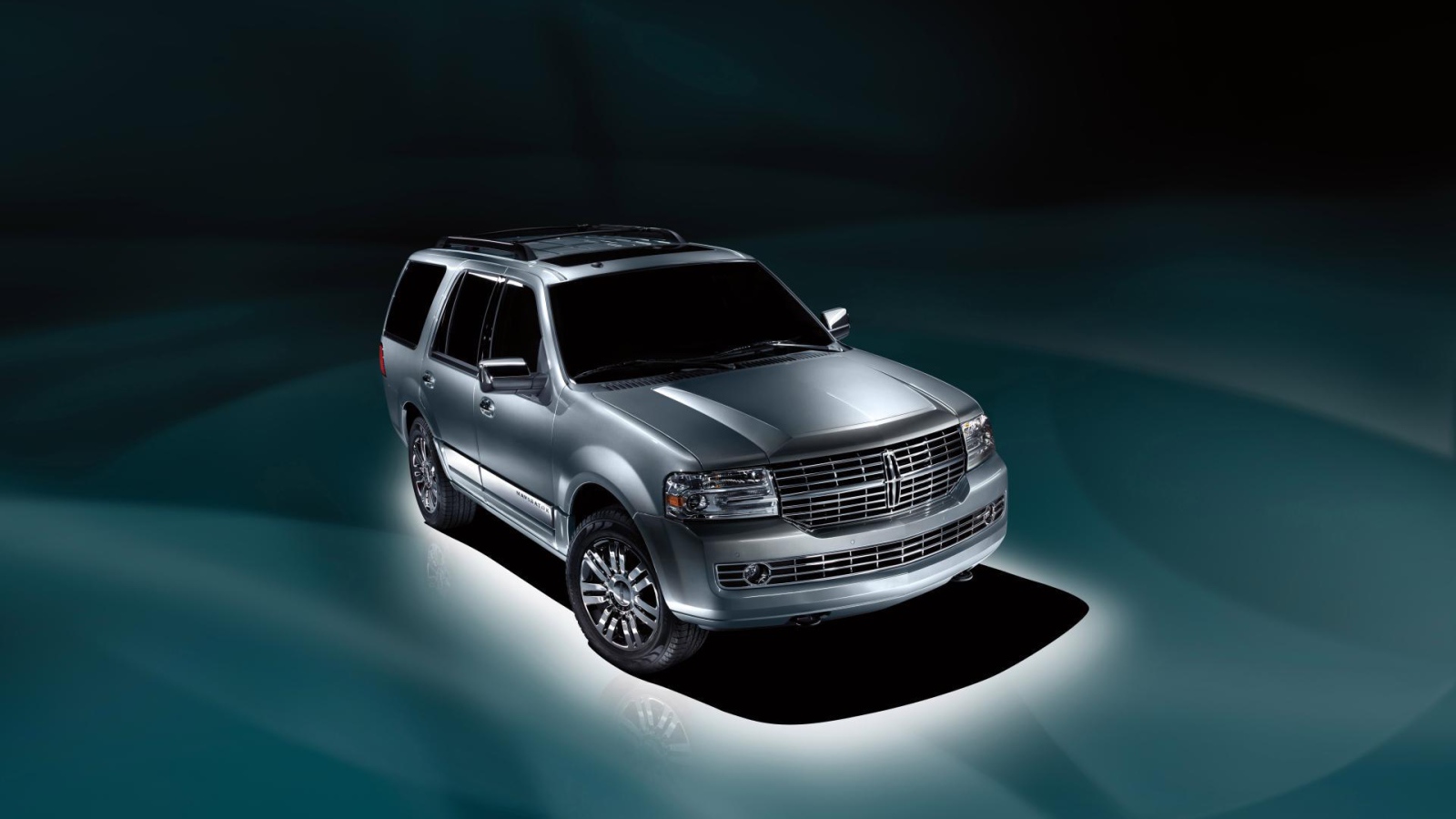 Надежная машина Lincoln Navigator 2014