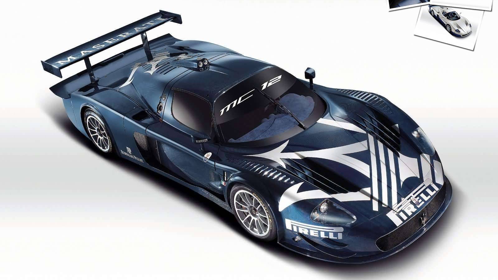 Красивый автомобиль Maserati MC12