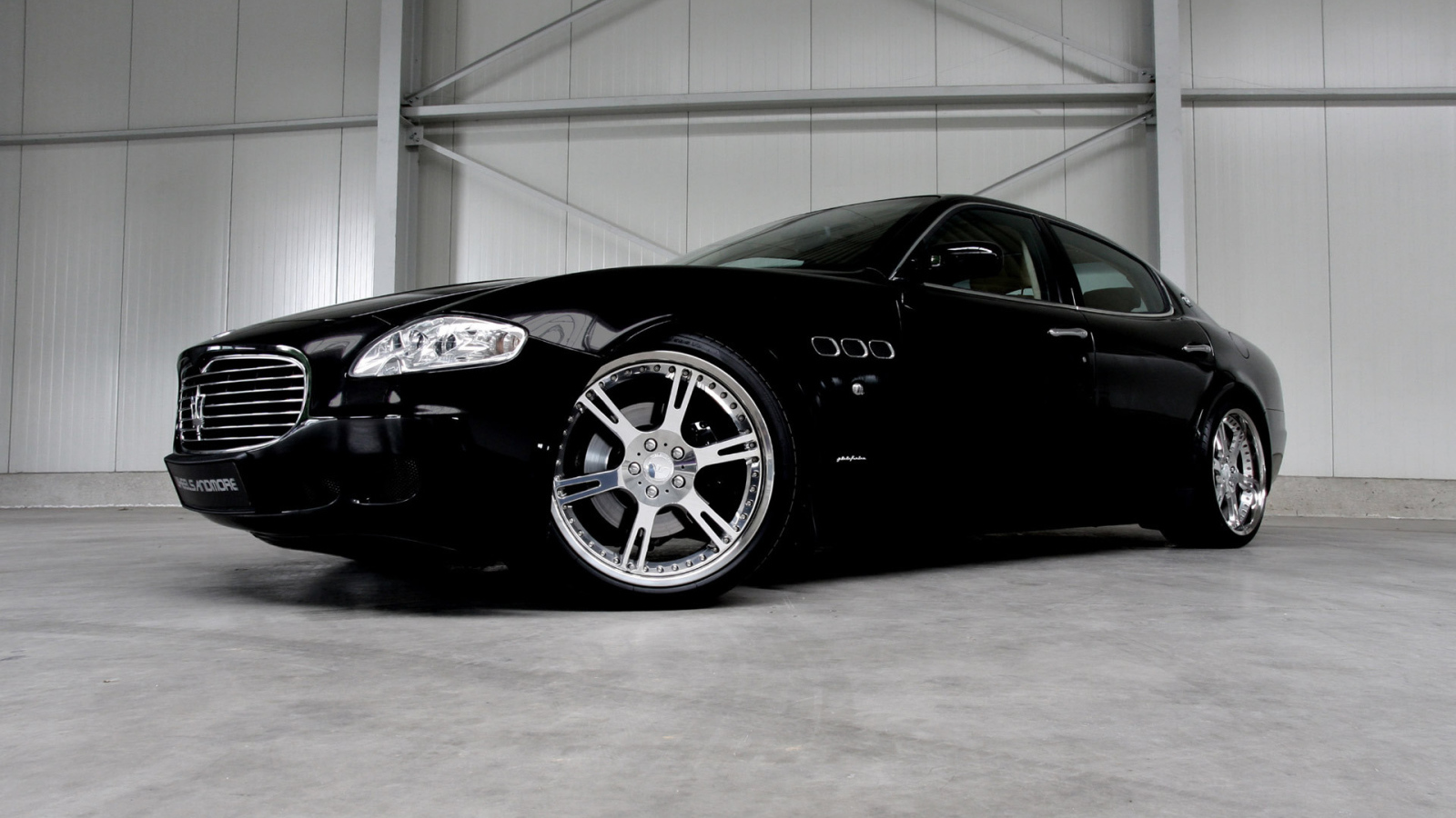 Дизайн автомобиля Maserati Quattroporte