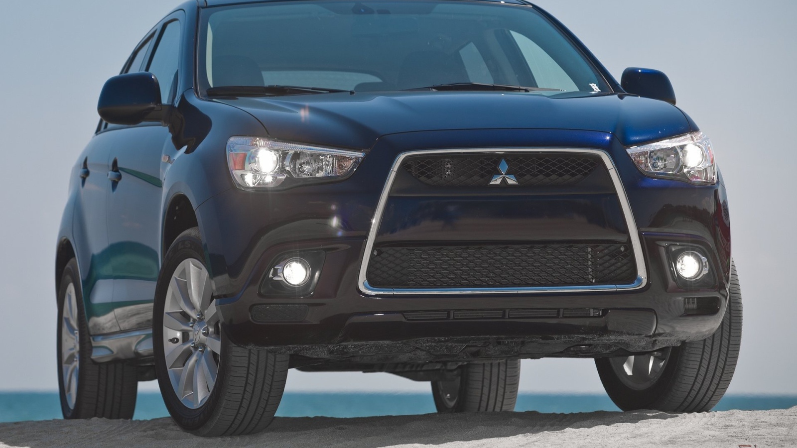 Дизайн автомобиля Mitsubishi Outlander