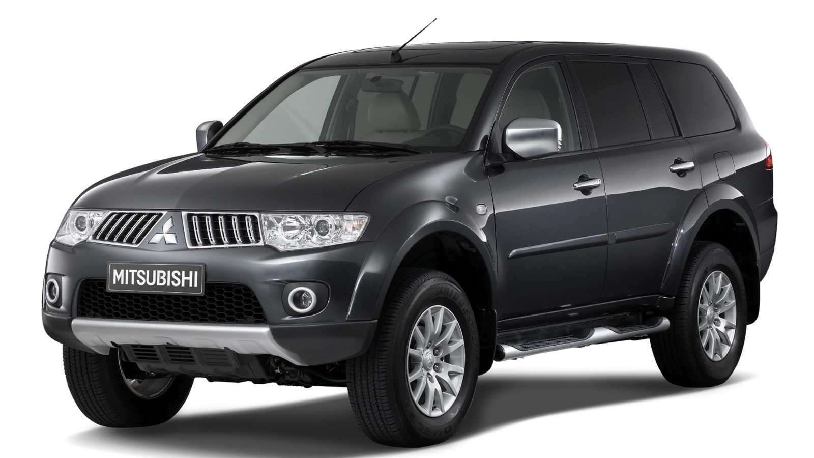 Дизайн автомобиля Mitsubishi Pajero Sport