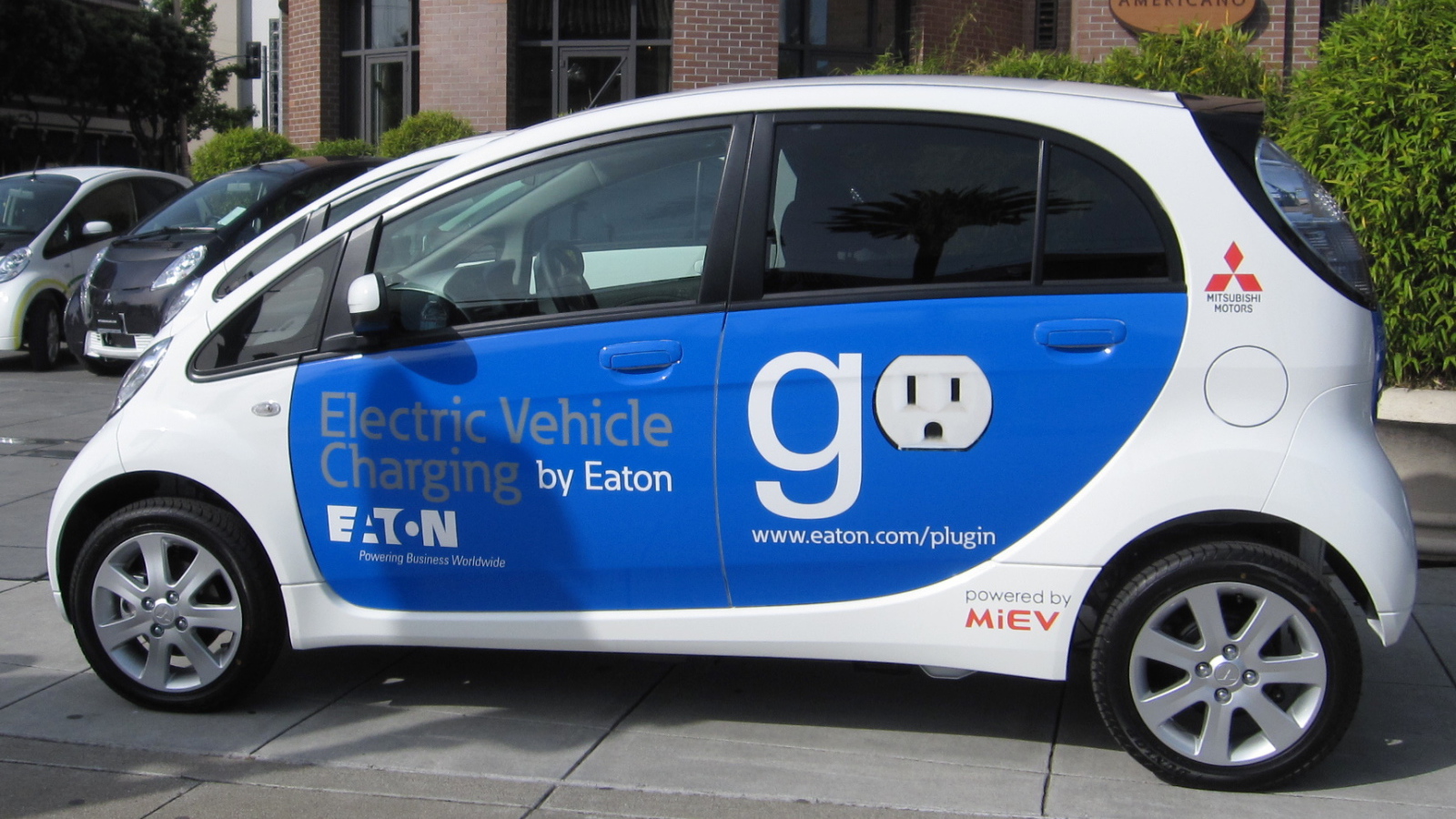 Новый автомобиль Mitsubishi Electric