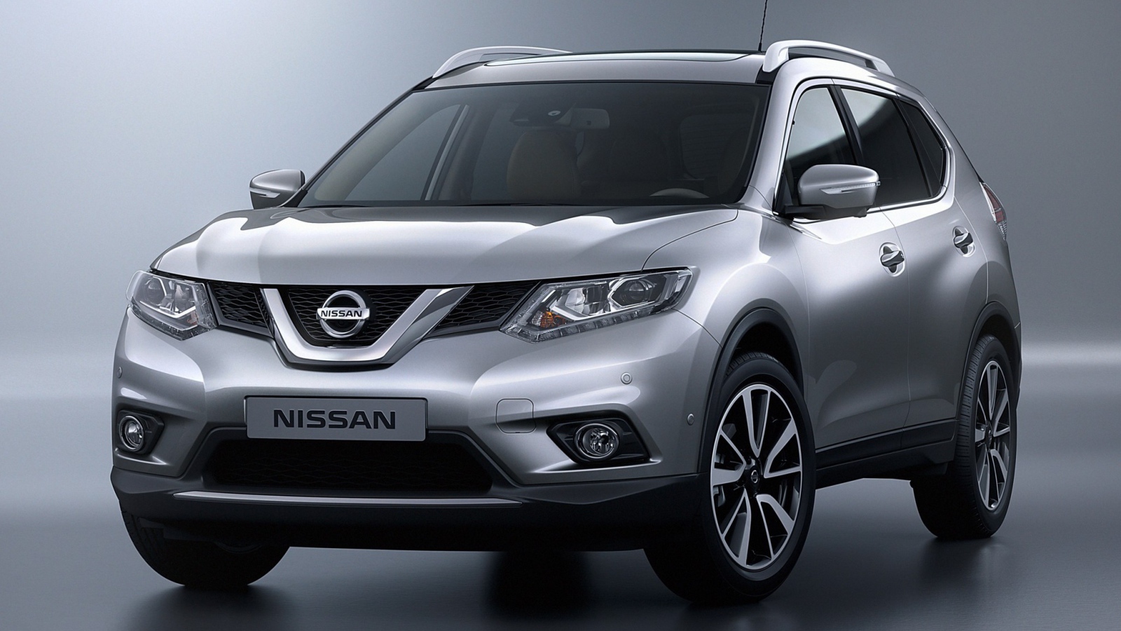 Тест драйв автомобиля Nissan X-Trail