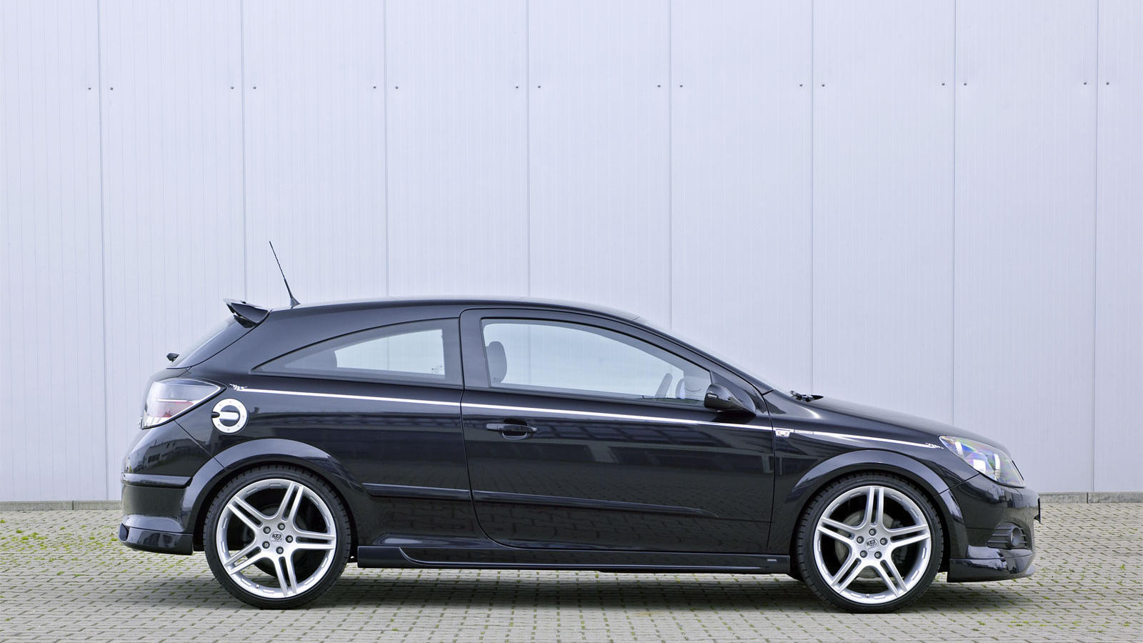 Фото автомобиля Opel Astra GTC