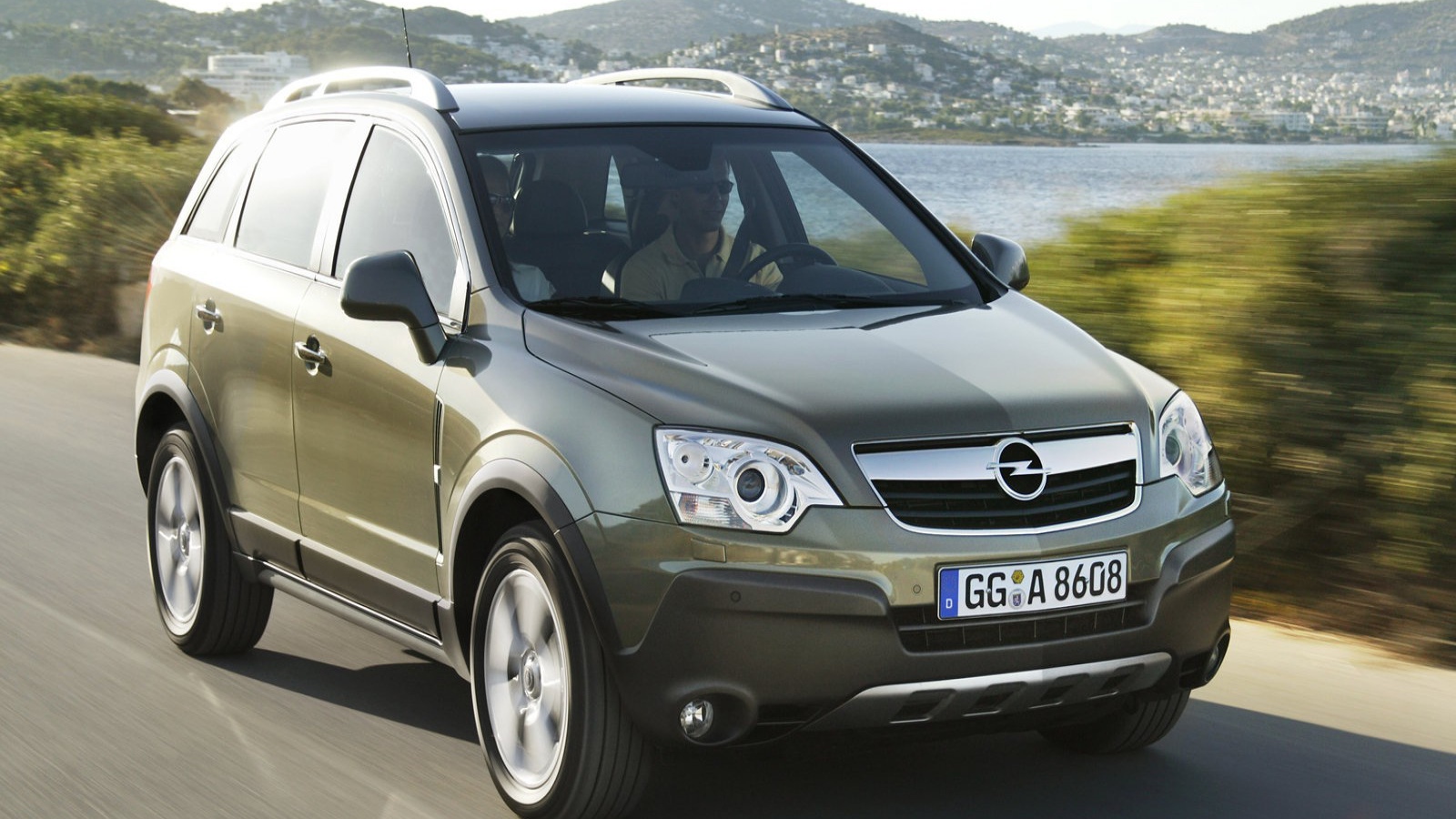 Тест драйв автомобиля Opel Antara