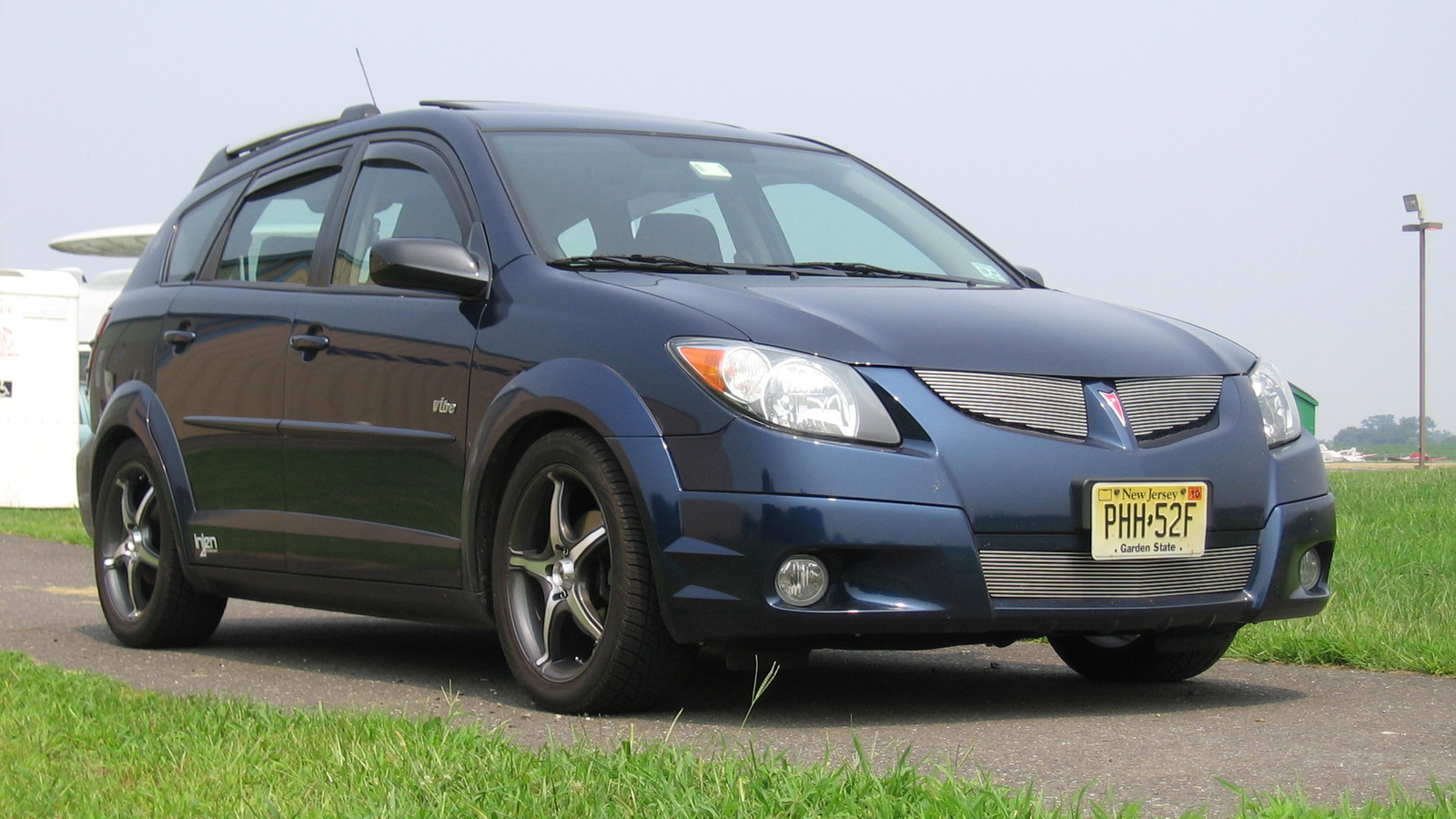 Новый автомобиль Pontiac Vibe